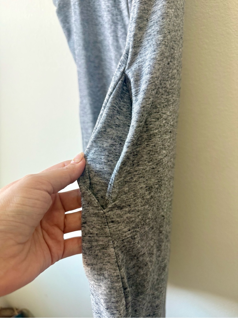 Maurices XXL Gray Swing Tank Dress Strappy Back Pockets Sleeveless Soft Knit - Picture 4 of 4